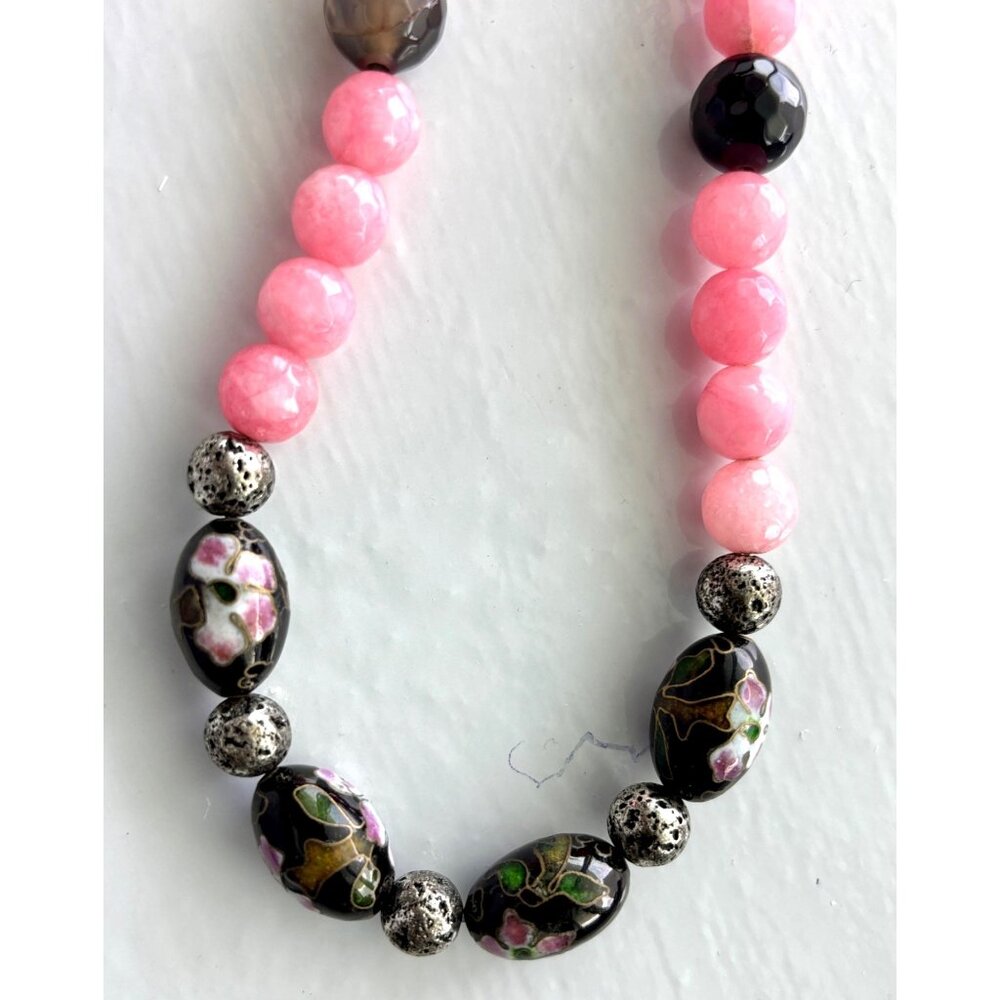 Pink & Black Beaded Necklace With Floral Cloisonné Beads & Silver Accents - Picture 3 of 7